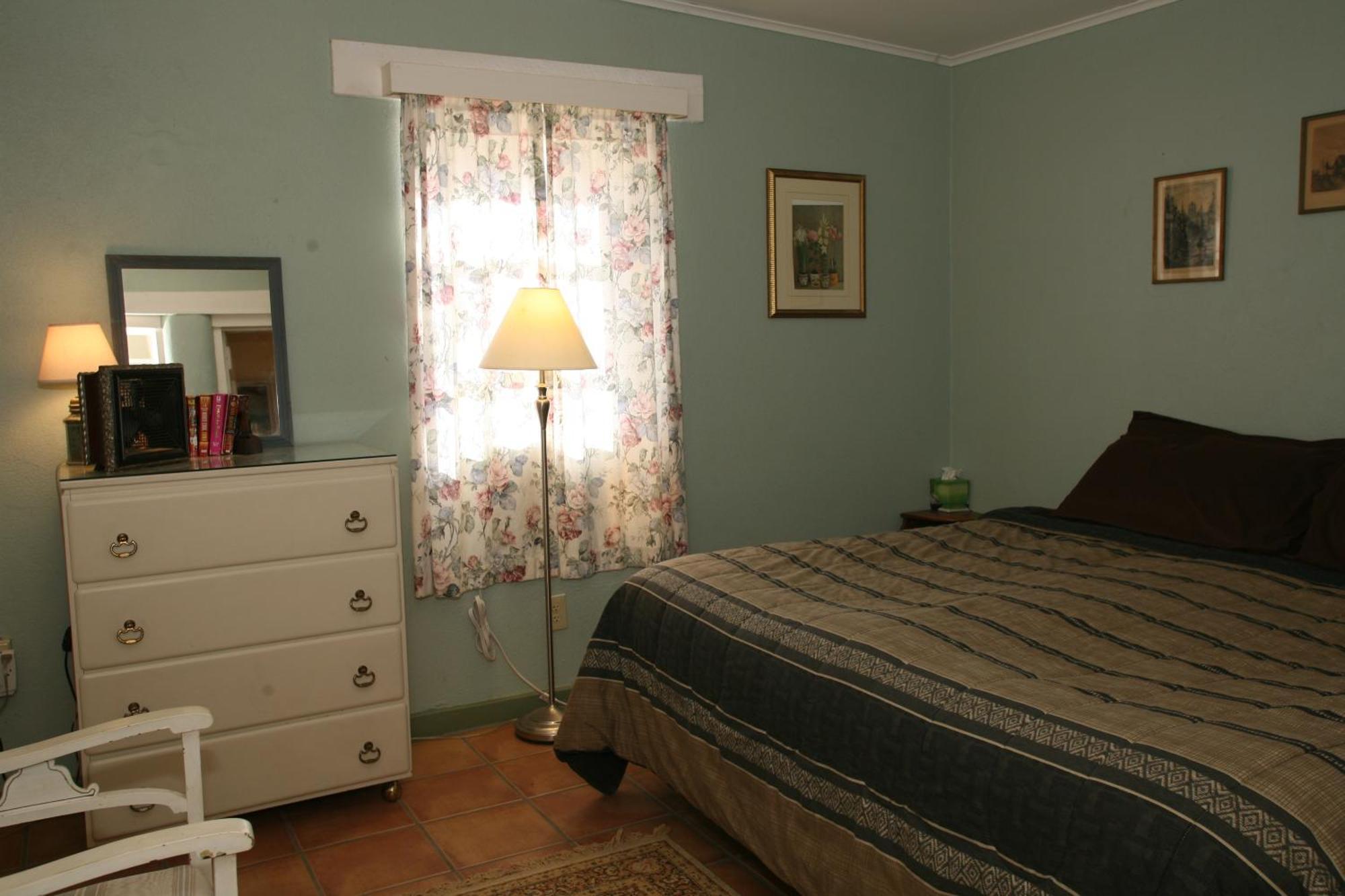 Spirit Tree Inn B&B Patagonia Екстер'єр фото